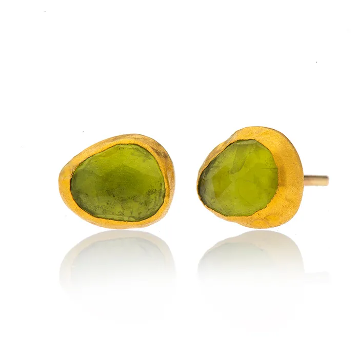 Earrings Nava Zahavi Nava Zahavi Yellow Gold Peridot Stud Earrings