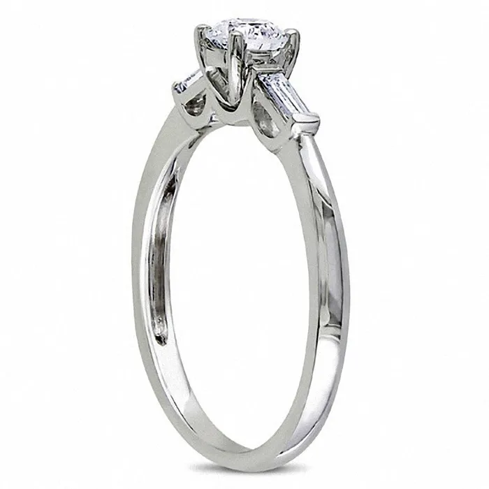 Previously Owned 050 CT TW Natural Diamond Three Stone Engagement Ring in Solid 14K White Gold Goldia Rings Previously Owned 050 CT TW Natural Diamond Three Stone Engagement Ring in Solid 14K White Gold Goldia Rings