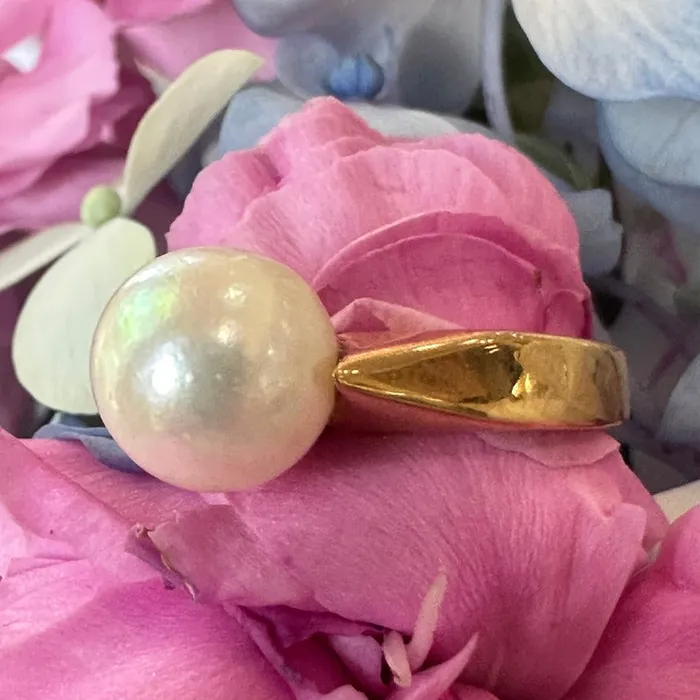 Rings 18 Karat Yellow Gold Cultured Pearl Ring 30000109 ONeills Estate Jewelry Rings 18 Karat Yellow Gold Cultured Pearl Ring 30000109 ONeills Estate Jewelry