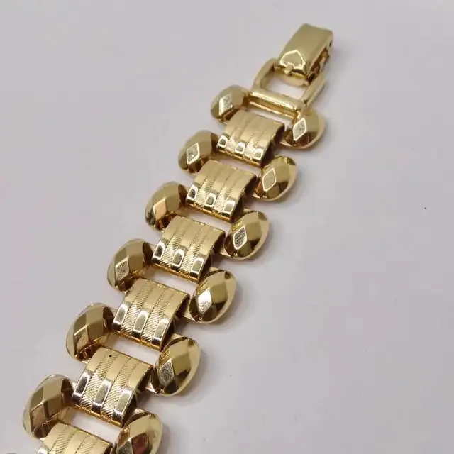 1980s Gold Plated Choker Necklace Vintage by Misty Necklaces