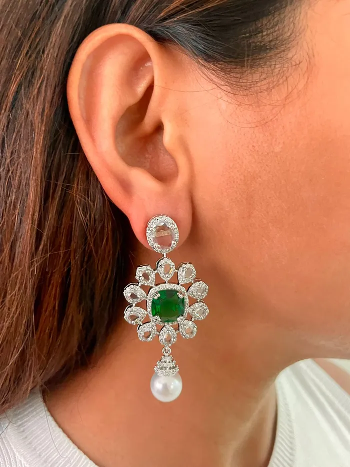 PRERTO ECOMMERCE PRIVATE LIMITED Necklaces Circle Emerald Dimonte Necklace Set Necklace Earrings
