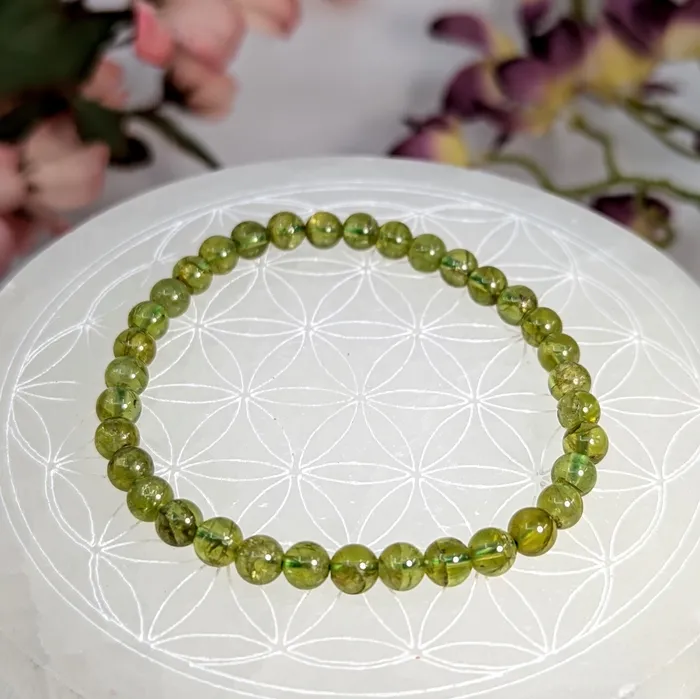 Bliss Crystals Bracelets Peridot 7 5mm Bracelet LV8051
