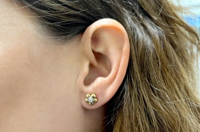 Earrings Albert Hern Mini Earrings 18kt Gold Flower Bezel Diamond Studs Earrings Albert Hern Mini Earrings 18kt Gold Flower Bezel Diamond Studs
