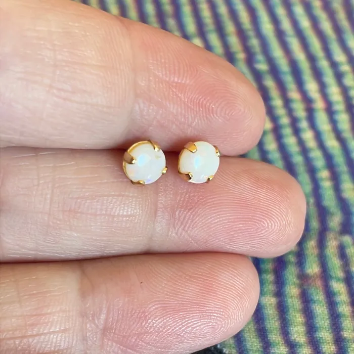 Earrings Vintage Paris Jewelry Opal Stud Earrings 14k Gold Vintage Earrings Vintage Paris Jewelry Opal Stud Earrings 14k Gold Vintage