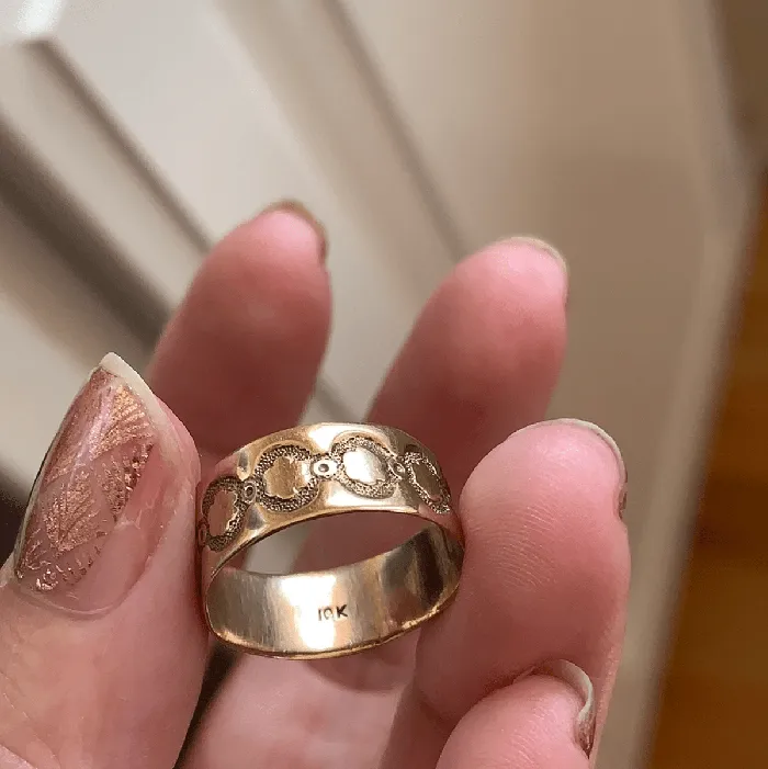 Love Vintage Paris Rings Flower Gold Cigar Band 10k Gold Antique