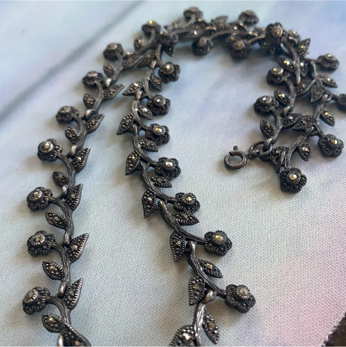 Marcasite Flower Necklace Sterling Silver Vintage Love Vintage Paris Necklaces Marcasite Flower Necklace Sterling Silver Vintage Love Vintage Paris Necklaces