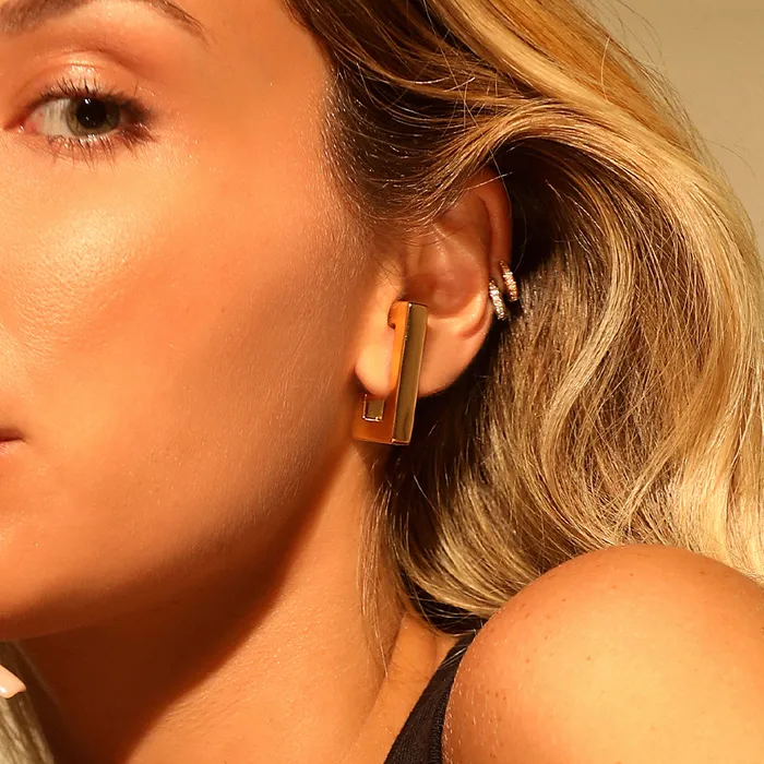 ROCK EAR HOOK IN 18K YELLOW GOLD PLATED SILVER Jack Vartanian Earrings