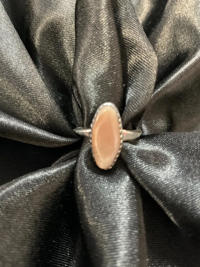 Chris Crosbys Purple Coyote Rings Pink Mussel Shell Ring Chris Crosbys Purple Coyote Rings Pink Mussel Shell Ring
