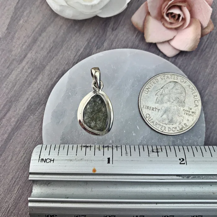 The Bead N Crystal Enclave Gems Necklaces Moldavite Pendant Sterling Silver GENUINE 16