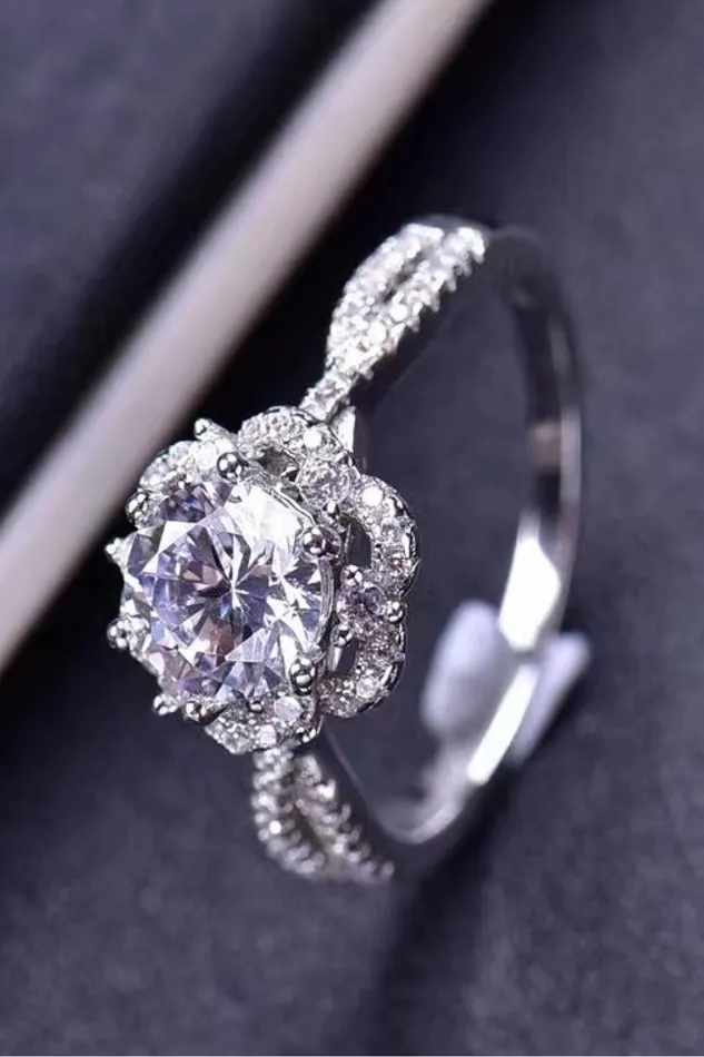 Trendsi Rings 18k PlatinumPlated Six Prong Moissanite Ring