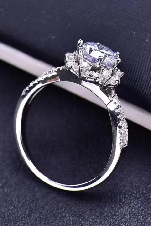 Trendsi Rings 18k PlatinumPlated Six Prong Moissanite Ring