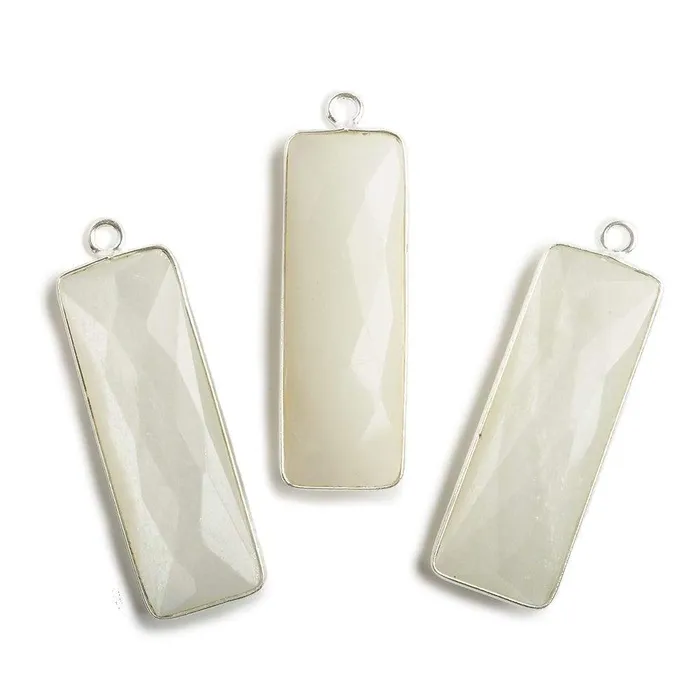 Beadsofcambaycom Rings 31x11mm Silver Bezel Soft White Moonstone Bar 1 ring pendant 1 piece Beadsofcambaycom Rings 31x11mm Silver Bezel Soft White Moonstone Bar 1 ring pendant 1 piece
