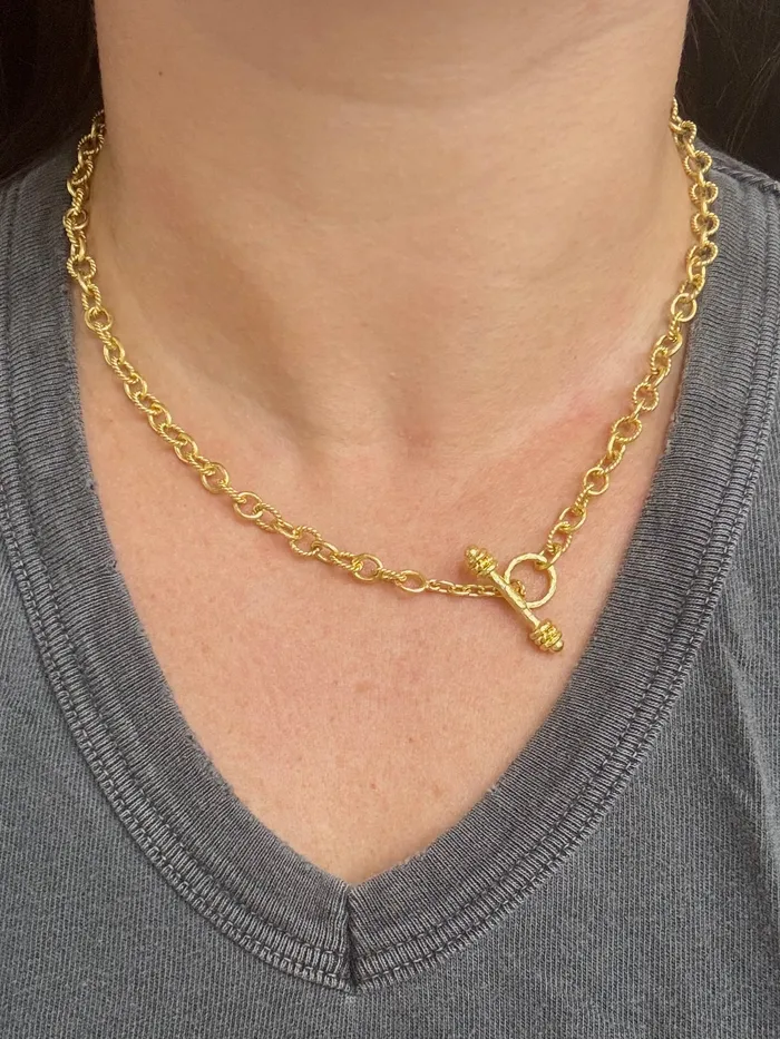Elizabeth Locke Sicilian Link Gold Toggle Necklace Elizabeth Locke Necklaces
