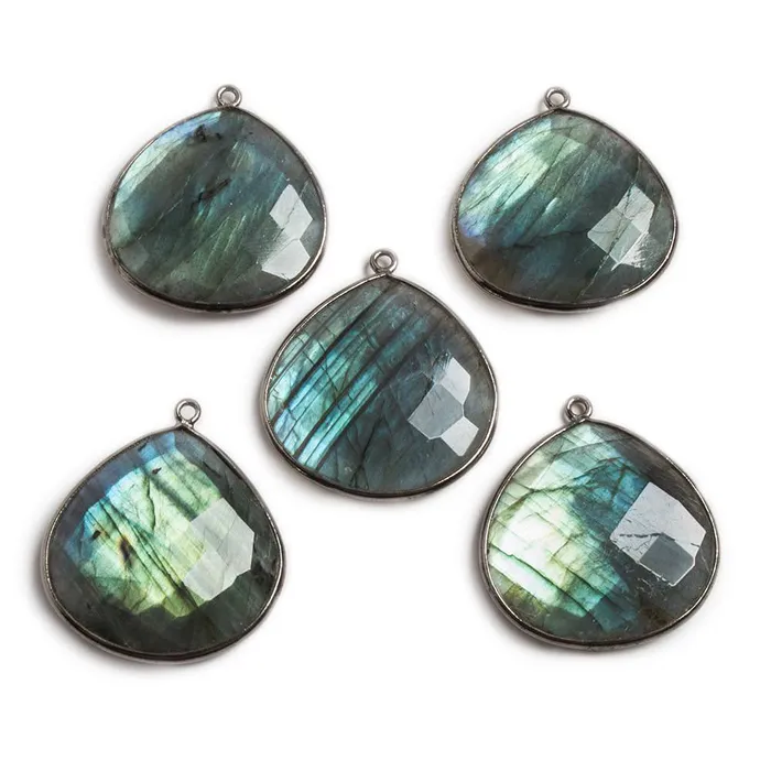 Necklaces Beadsofcambaycom 26x26mm Black Gold Bezeled Labradorite Heart Focal Bead Pendant 1 pc Necklaces Beadsofcambaycom 26x26mm Black Gold Bezeled Labradorite Heart Focal Bead Pendant 1 pc