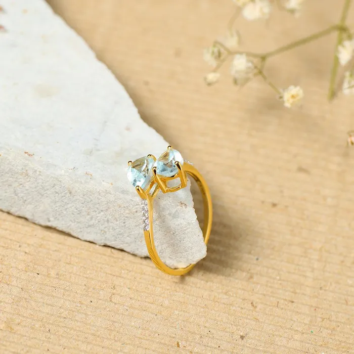 166 Ct Sky Blue Topaz White Sapphire 10kt Yellow Gold Ring Jewelry YoTreasure Rings 166 Ct Sky Blue Topaz White Sapphire 10kt Yellow Gold Ring Jewelry YoTreasure Rings
