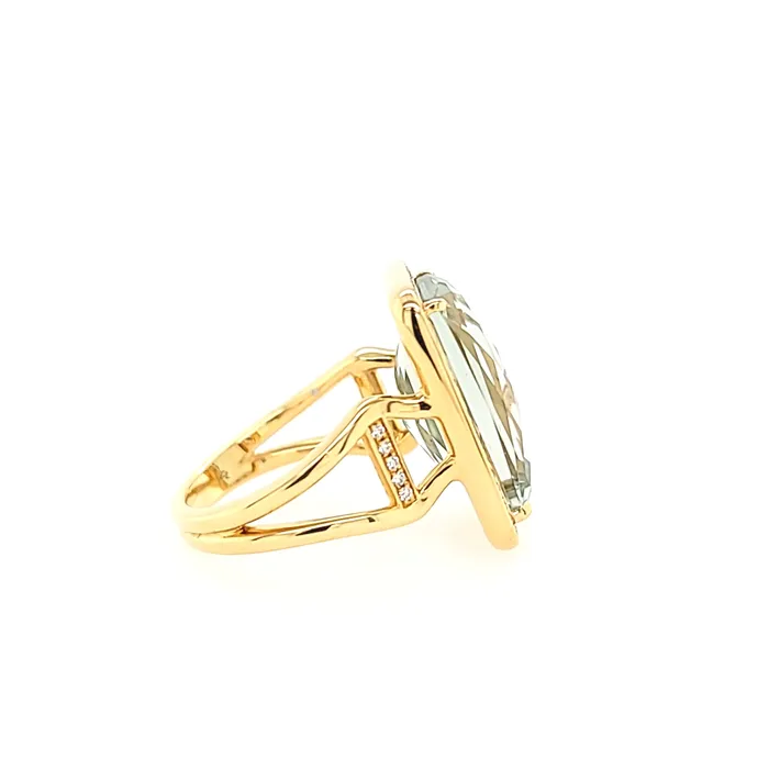 18k Yellow Gold Rectangle Green Amethyst Ring I6695 Doves Rings
