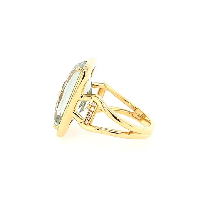 18k Yellow Gold Rectangle Green Amethyst Ring I6695 Doves Rings