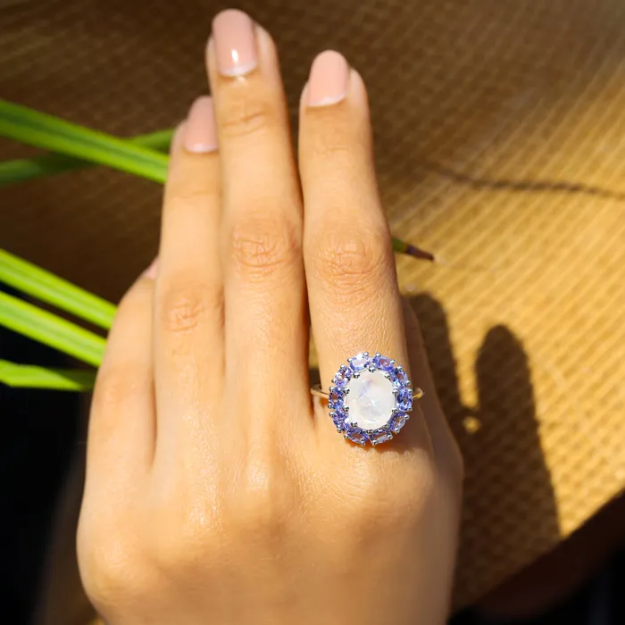 640 Ct Moonstone Tanzanite Cluster Ring 10kt White Gold Jewelry YoTreasure Rings 640 Ct Moonstone Tanzanite Cluster Ring 10kt White Gold Jewelry YoTreasure Rings