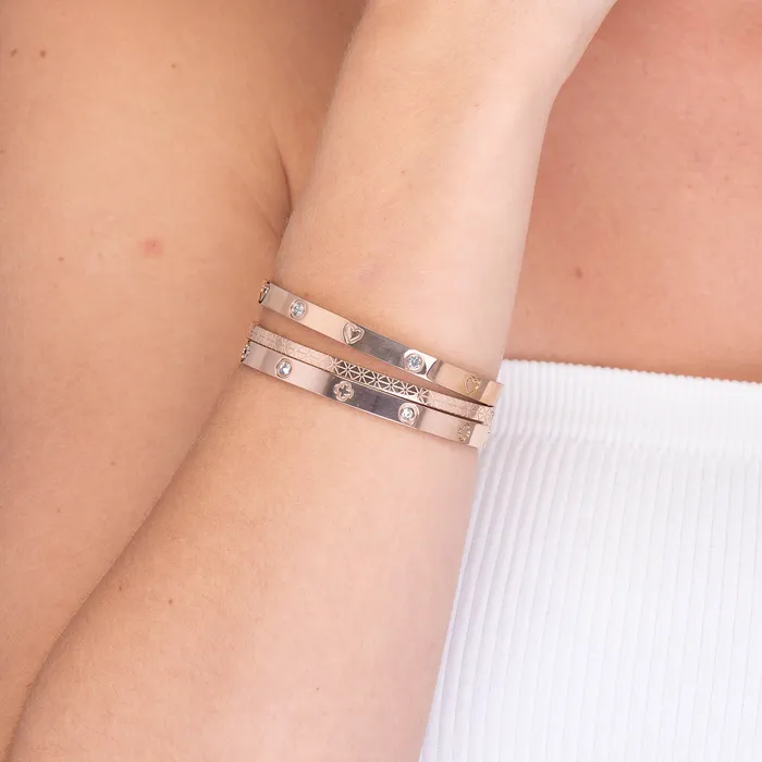 Bracelets Camile Stone Heart Zirconia Hinged Bangle Bracelet