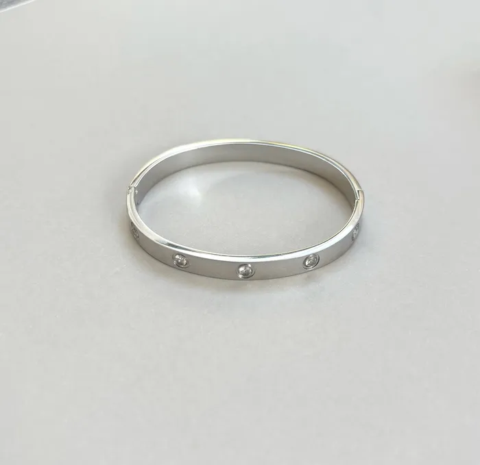Bracelets CARRIE SILVER DIAMOND CUFF BRACELET Mai Dsire