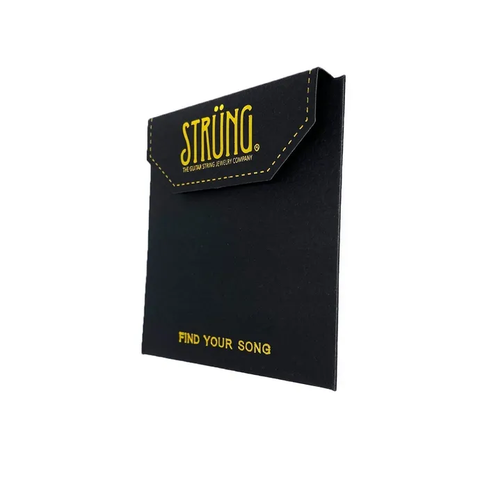 Bracelets CMA FEST 2023 GUITAR STRING BRACELET Strung