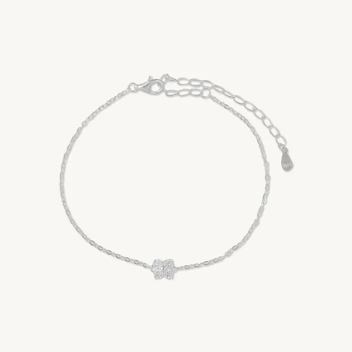 Clover Zirconia Chain Bracelet Camile Stone Bracelets Clover Zirconia Chain Bracelet Camile Stone Bracelets