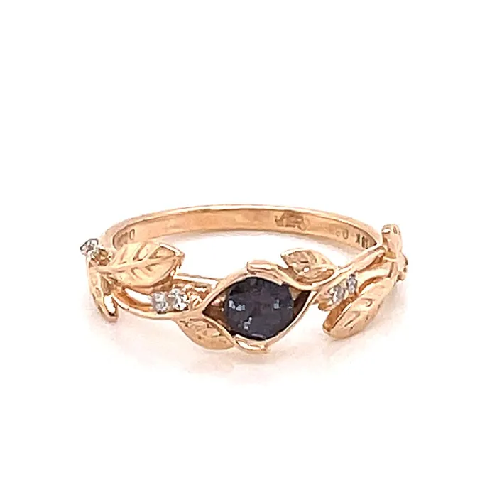 Enchanting Vineyard 18K Rose Gold Natural Alexandrite Ring Safiya Jewels Rings Enchanting Vineyard 18K Rose Gold Natural Alexandrite Ring Safiya Jewels Rings