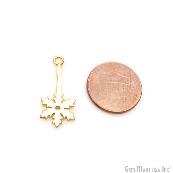 GemMartUSA Charm Necklaces Snowflake Shape 27x12mm Gold Plated Textured Charm Minimalist Finding GemMartUSA Charm Necklaces Snowflake Shape 27x12mm Gold Plated Textured Charm Minimalist Finding