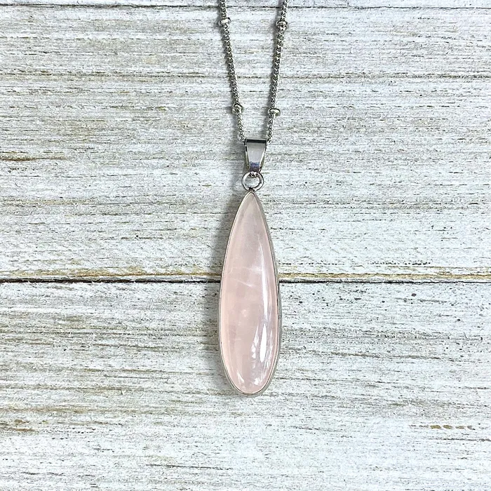 Lily Rose Jewelry Necklaces Rose Quartz Energy of Love Faceted Point Crystal Pendant 18 White Gold Necklace Lily Rose Jewelry Necklaces Rose Quartz Energy of Love Faceted Point Crystal Pendant 18 White Gold Necklace