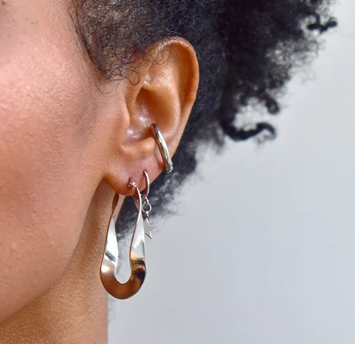 Mai Dsire Earrings PERLA TWIST HOOP SILVER EARRINGS SAMPLE