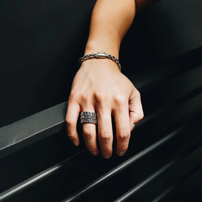 Rings Ryan Christian Minimal 4mm Ring
