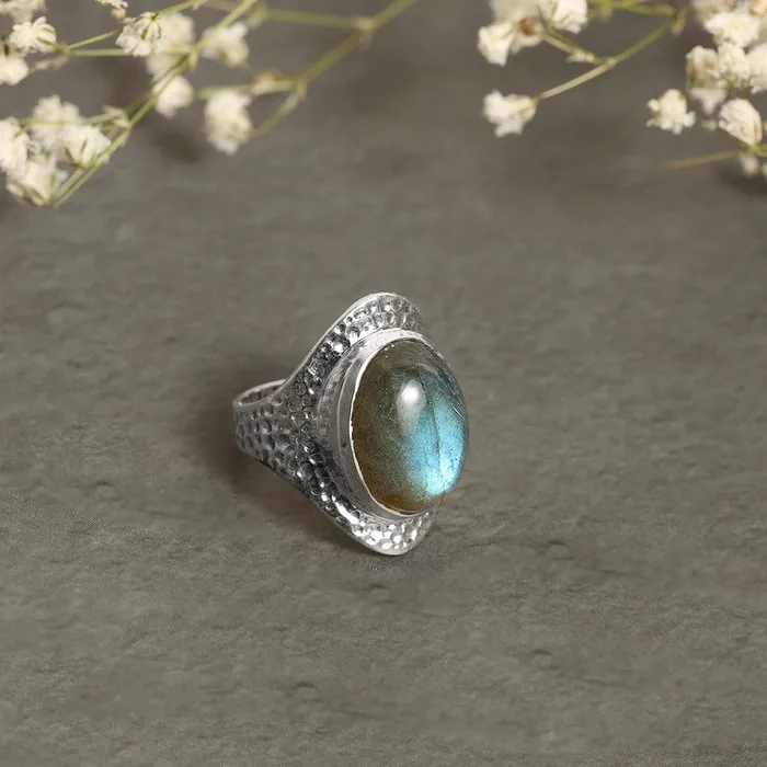 YoTreasure 12x16 MM Labradorite 925 Sterling Silver Hammered Bold Ring Rings