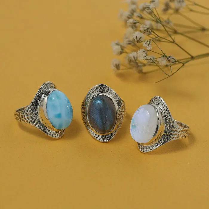 YoTreasure 12x16 MM Labradorite 925 Sterling Silver Hammered Bold Ring Rings